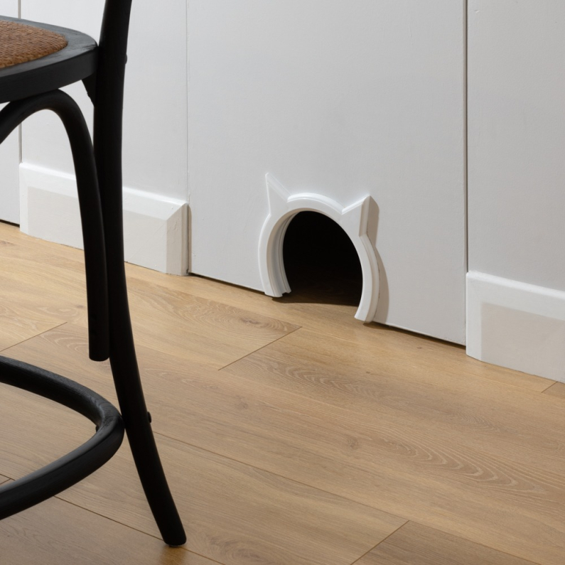 Laminate Flooring - 12mm Robusto 4V AC5 Premium Oak Nature 138x19cm