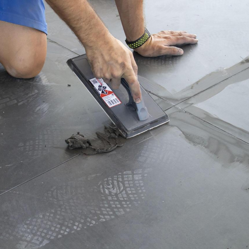 Rubi Plastic Rubber Grout Trowel