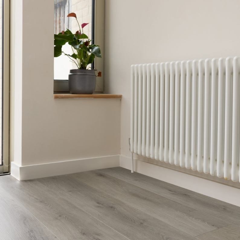 SPC Vinyl Flooring - Durham Oak 122x23cm