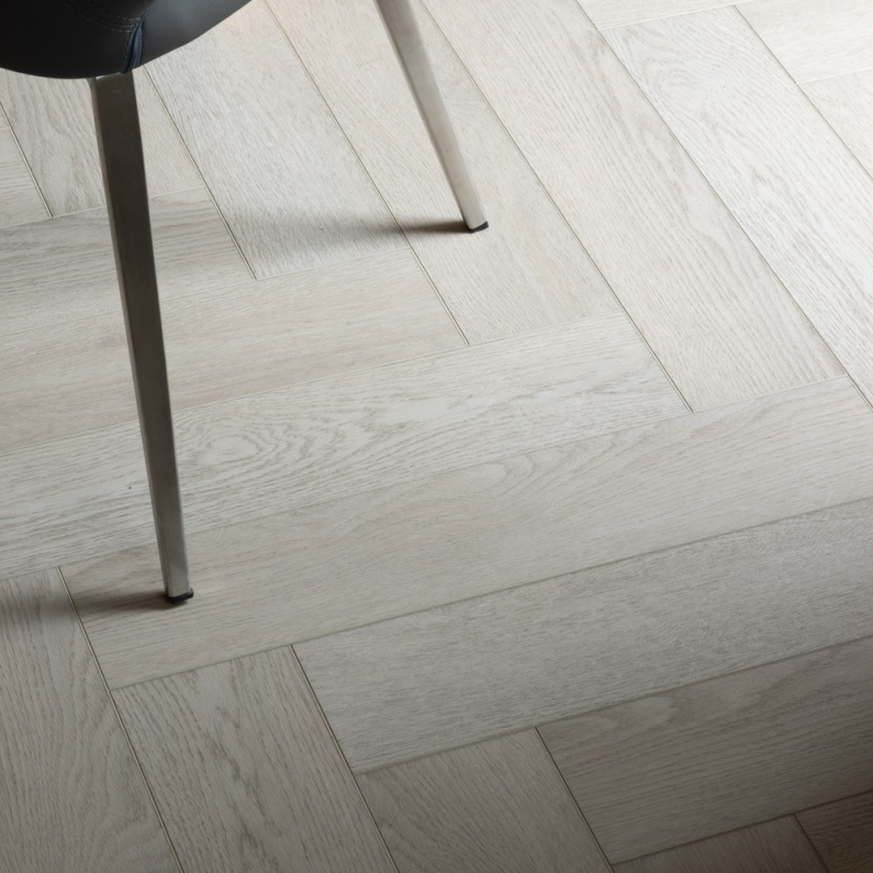 SPC Vinyl Flooring Herringbone - Carter Oak 60x12.5cm