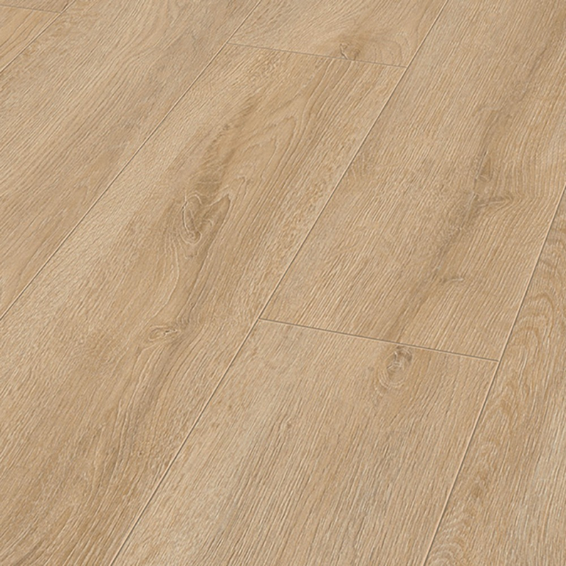 Laminate Flooring - 12mm Robusto 4V AC5 Premium Oak Light 138x19cm
