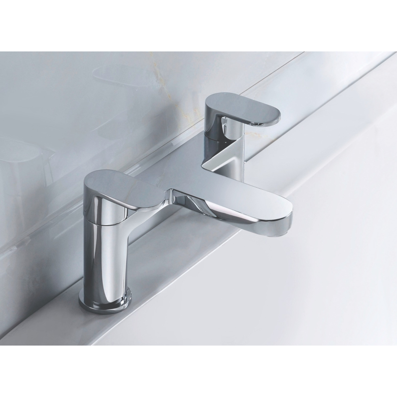Series P Chrome Bath Filler Tap