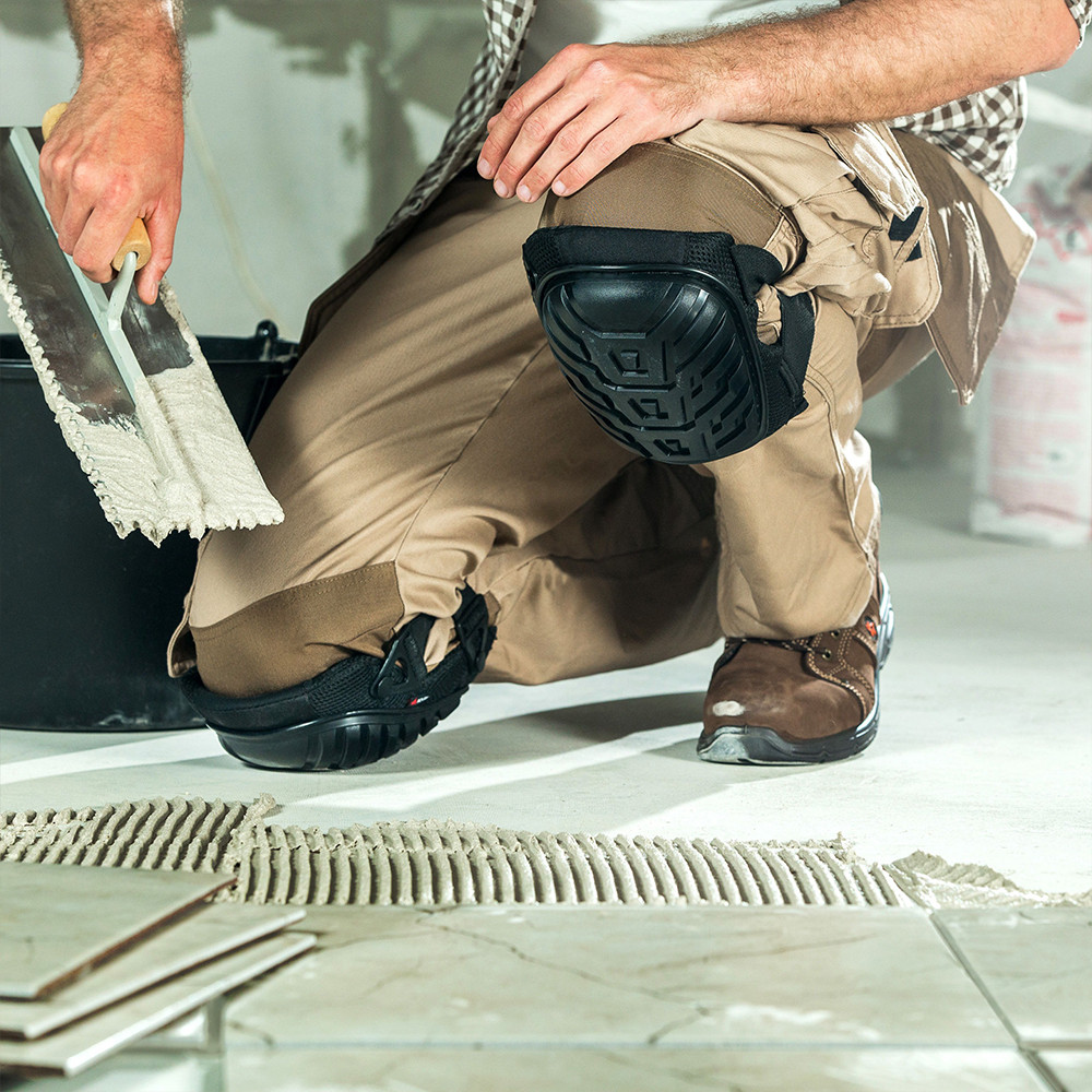 Protect yourself and your knees from injury and long-lasting
wear on the joints with the best knee pads money can buy.