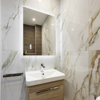 Marmo Verde Marble-Effect Polished Porcelain Tile 120x60cm
