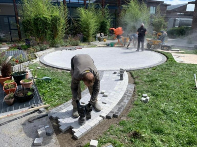 Guide to best explain how to install your natural paving slabs.