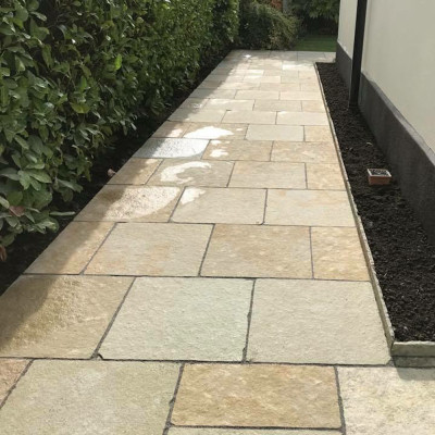 Kota Yellow Limestone Paving Hand-Cut, Calibrated, Natural 60x60x2.2cm