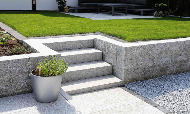 R11 anti-slip outdoor porcelain tiles installed on front doorsteps, featuring bullnose edges and frost-resistant 20mm thickness for Irish winter conditions.