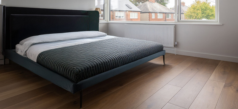 Carpet or Laminate: What’s Best for Bedroom Flooring?