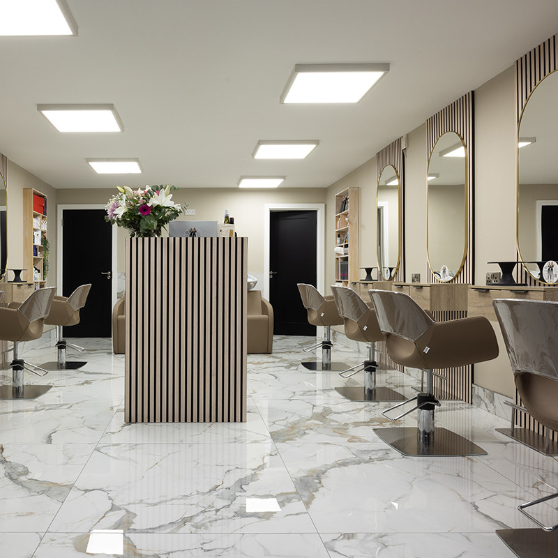 Fantastic renovation in Dublin has been completed using marble effect tiles