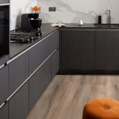 SPC Vinyl Flooring - Brent Oak 152.4x22.9cm