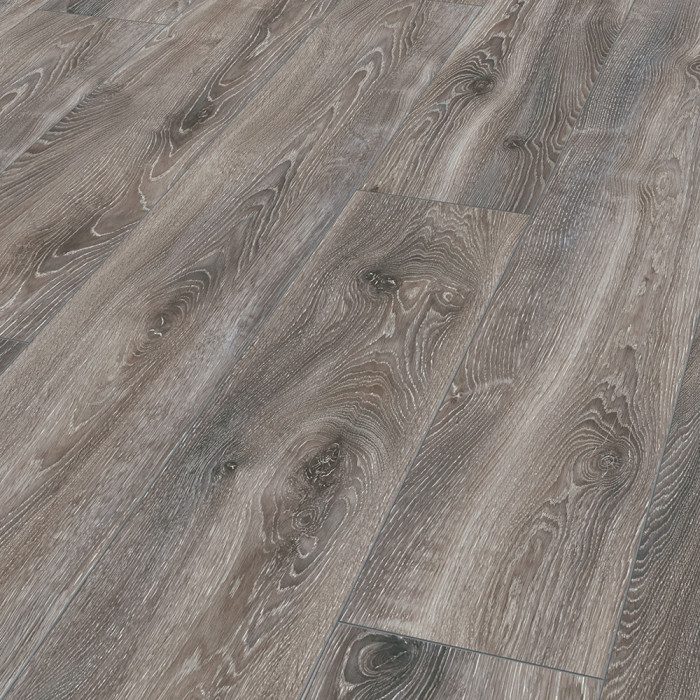 10mm Mammut Plus 4V AC5 Highland Oak Titan Laminate Flooring