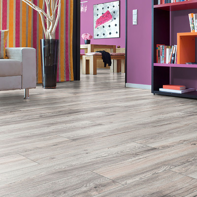 Laminate Flooring - 12mm Robusto 4V AC5 Harbour Oak White 138x19cm