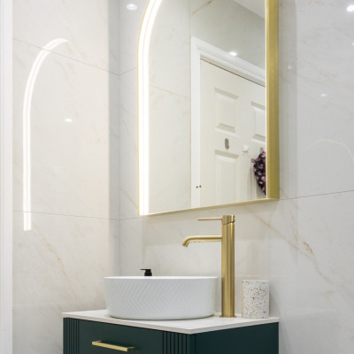 Lasa Gold Marble-Effect Polished Porcelain Tile 120x60cm