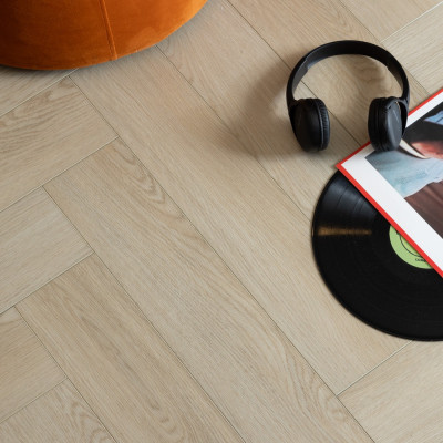 SPC Vinyl Flooring Herringbone - Elwood Oak 60x12.5cm