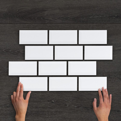 Mini Metro White Bevelled Gloss Tile 15x7.5cm