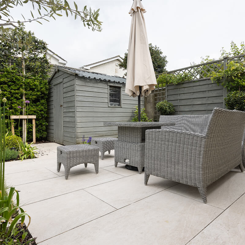 Anti-slip outdoor porcelain tiles with an R11 rating for slip resistance