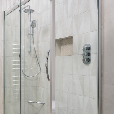 Metro Polar Ice Ceramic Gloss Wall Tile 30x10cm