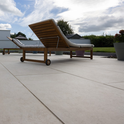 Outdoor Venus White Limestone-Effect Matt Porcelain Tile 120x60cm