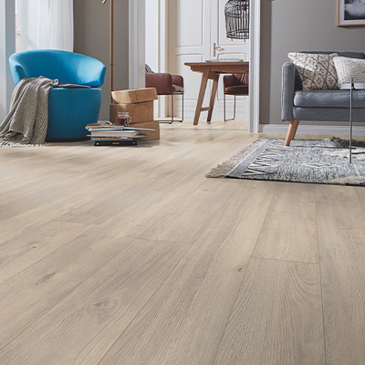 Laminate Flooring - 12mm Robusto 4V AC5 Elba Oak Titan 138x19cm