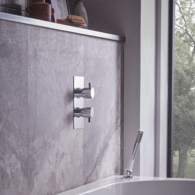 Quantum Shower System/Column (with Overflow Bath Filler and Deck Mounted Handset) - Chrome