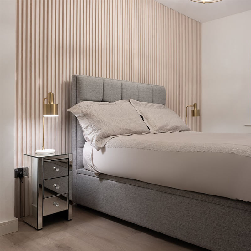 classic OAK wall panels in bedroom