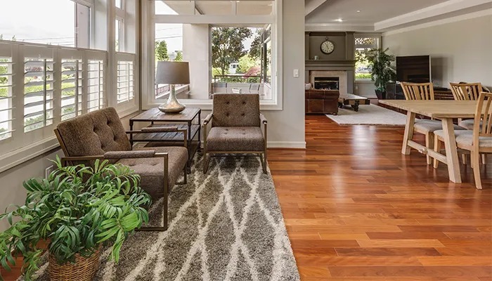 5 Crucial differences between Laminate Flooring and Engineered Flooring